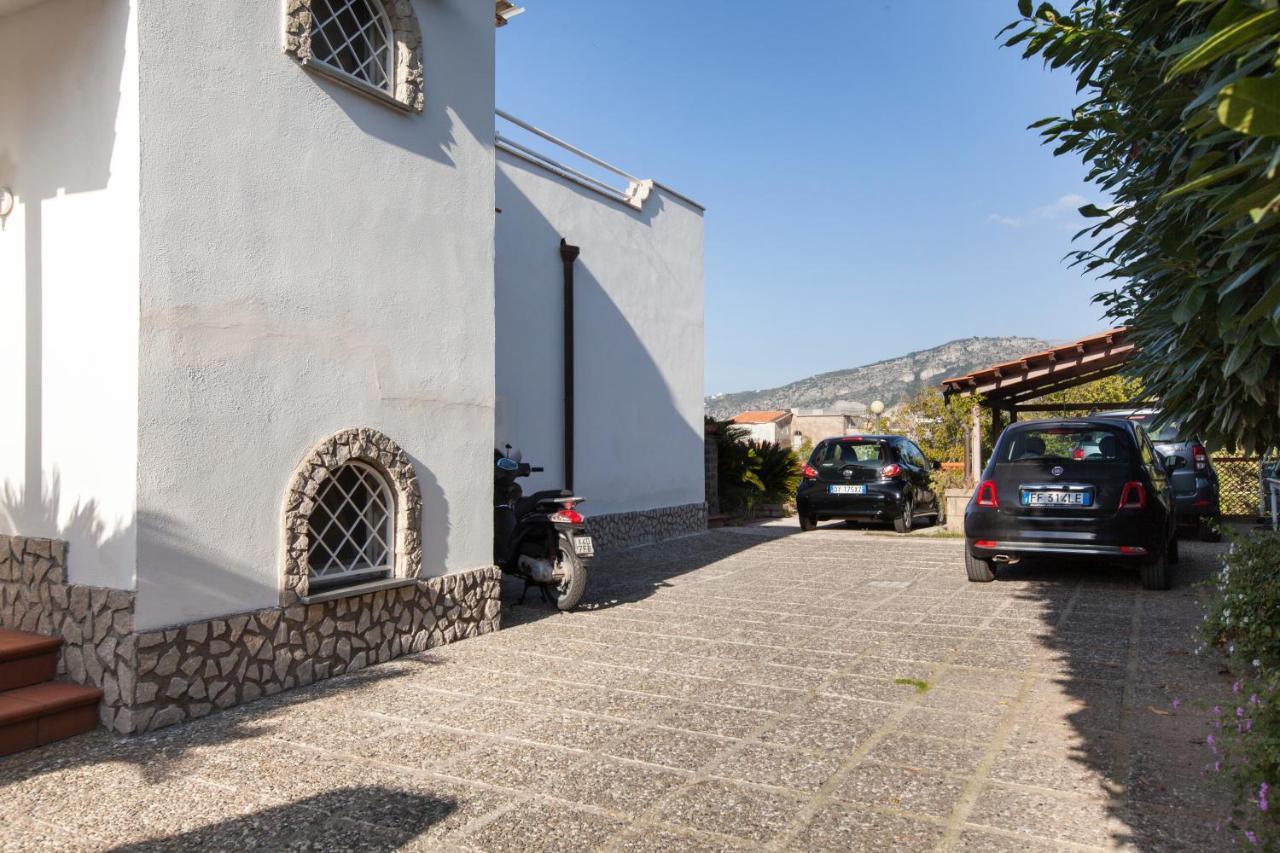 Shanti Home - Restaurant Di Aversano Salvatore Sorrento Exteriér fotografie