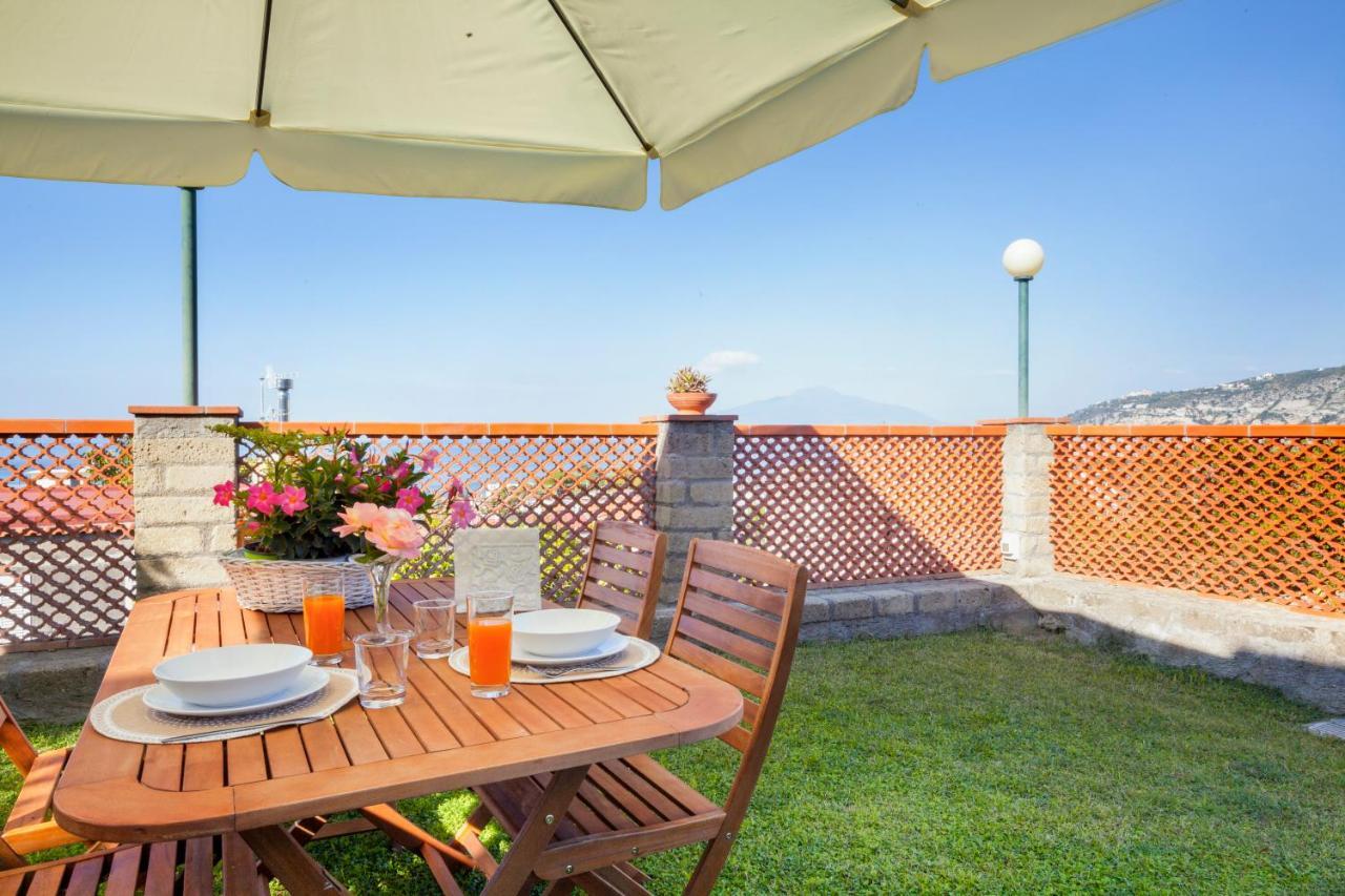 Shanti Home - Restaurant Di Aversano Salvatore Sorrento Exteriér fotografie